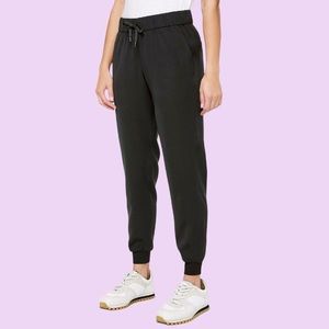 Lululemon On the Fly Joggers Black